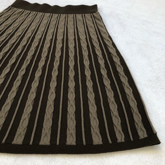 Mossimo, Midi Wool Skirt, Size Small - Picture 9 of 16